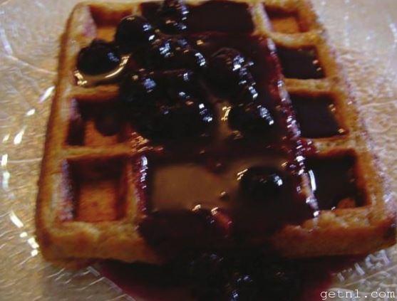 Cooking French Toast Waffles