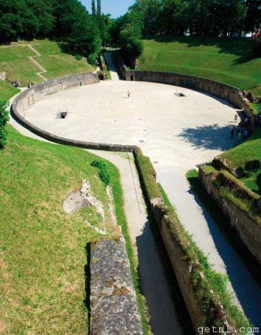 Grassy slopes distinguish Trier’s unusual earthen amphitheater