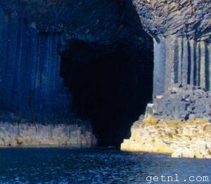 Tourism Fingal's Cave, Isle Of Staffa, UK