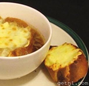 Cooking French Onion Soup