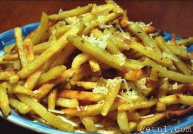 Cooking Garlicky French Fries