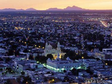 ABOVE A view of the capital city of Sonora, Hermosillo