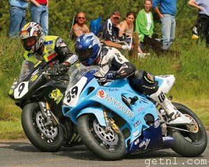 ABOVE A dueling pair of racers rounding a bend at Tandragee
