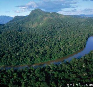 ABOVE The Orinoco meandering through lush forest, Venezuela